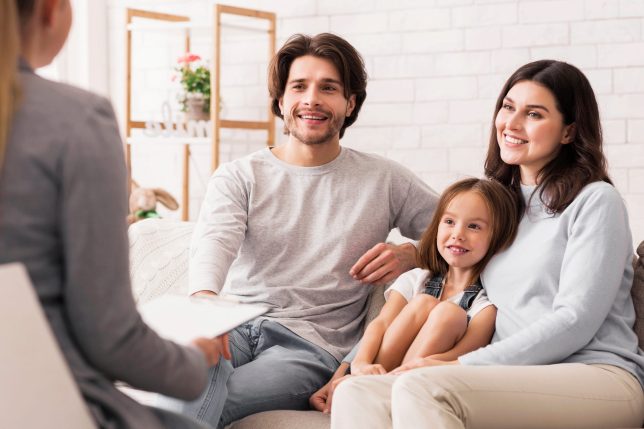 67fe66ea7d71b0eebf49a60f_what-does-healthy-family-communication-look-like-tips-for-building-stronger-relationships